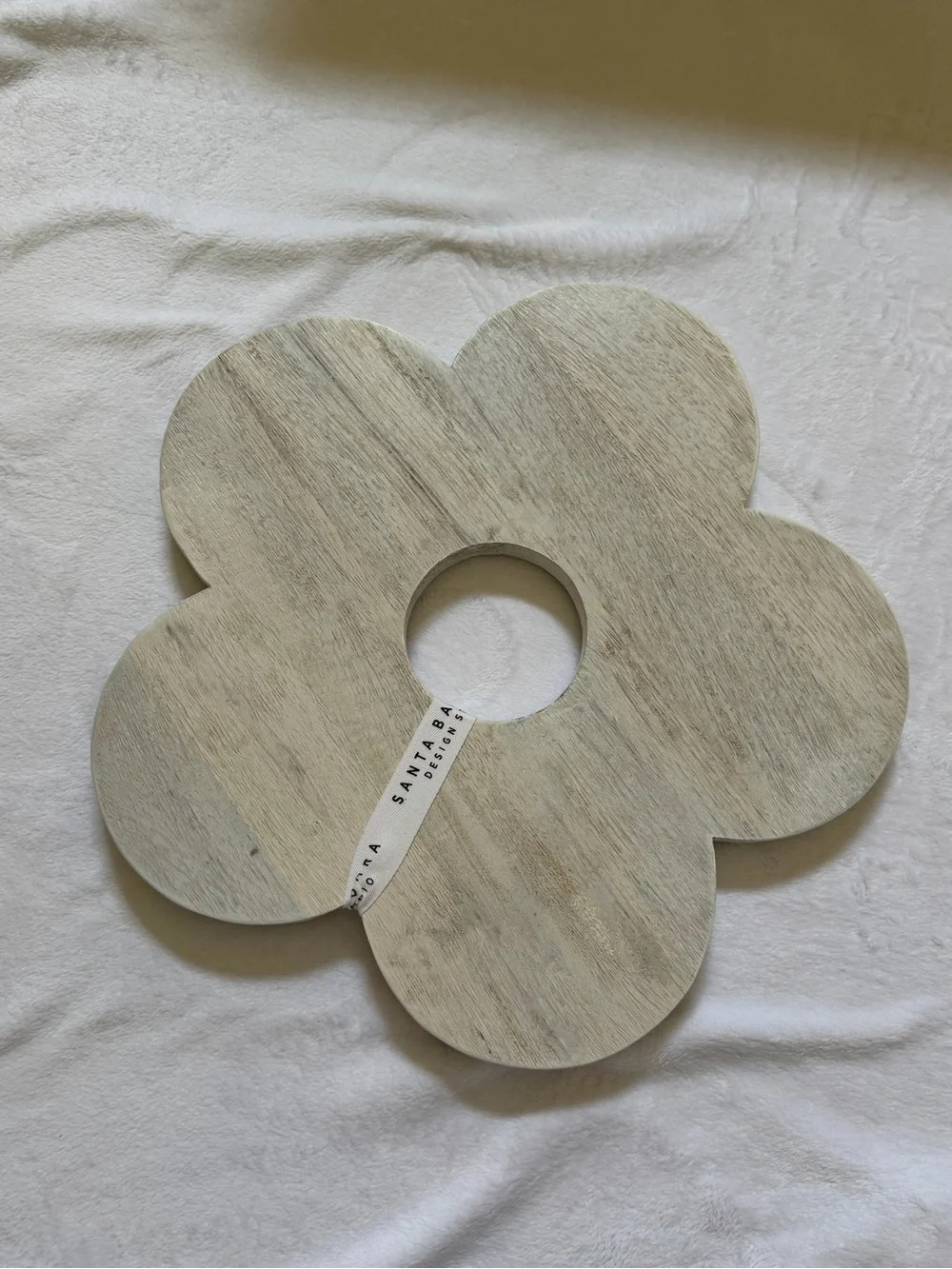 LOVE Daisy Mango Wood Charcuterie Board Cheese Board Round Wine Holder 17.5